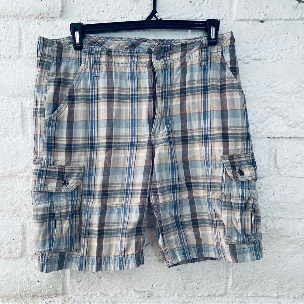MENS LEVIS CARGO SHORTS Size 36 Multicolor Good Condition - Picture 2 of 10